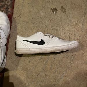 Nike Skateboard Mens Shoe -Size 11